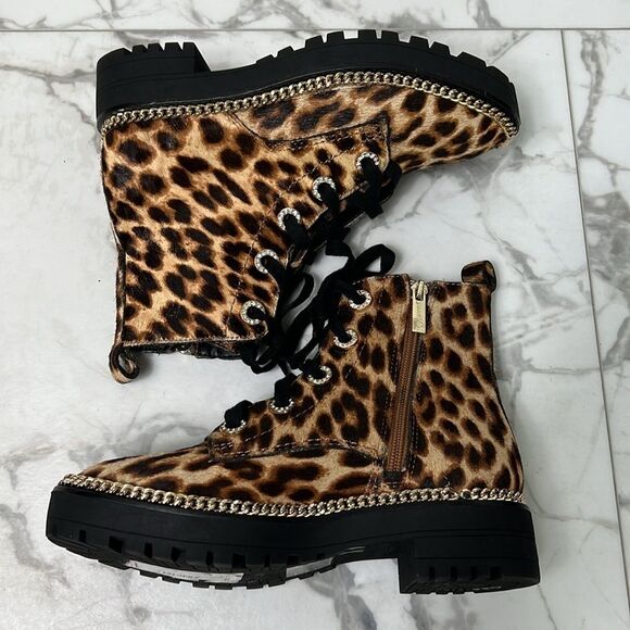 Gianni Bini Leopard Print Calf Hair Lace Up Ankle Boots Size 6.5 - Picture 3 of 10